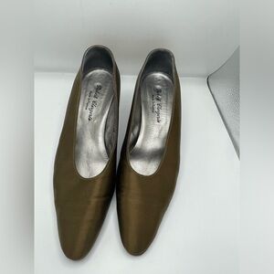 Robert Clergerie women’s pumps Bronze satin